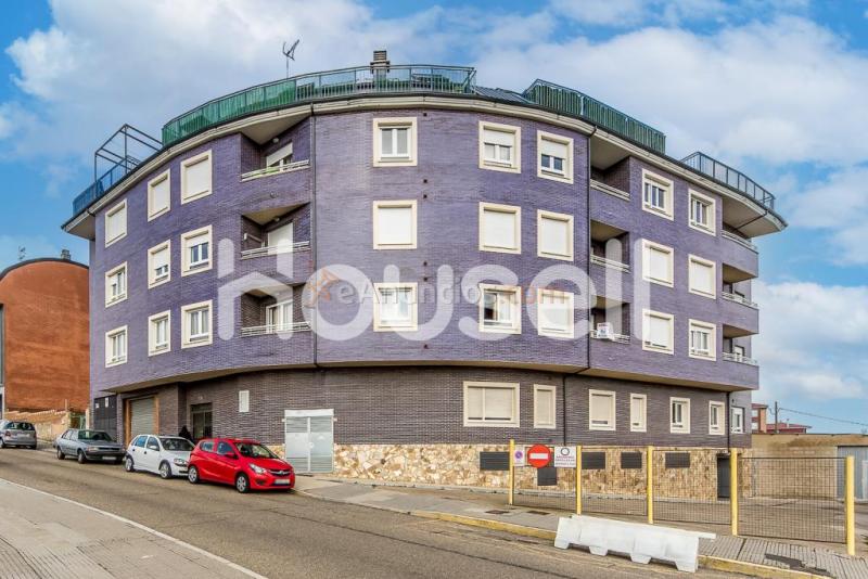 Piso en venta de 85m en Calle Altos del Duero, 24008 León