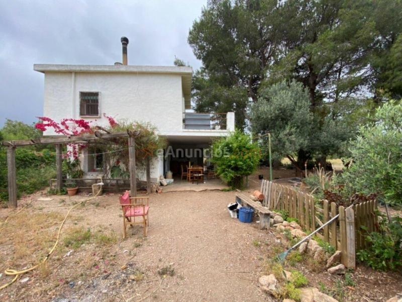 Fantástica finca en las afueras del pueblo
