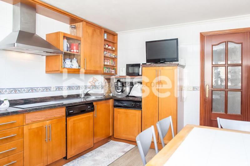 Casa en venta de 300  m Calle Huertas del Río Tormes, 37193 Cabrerizos (Salamanca)