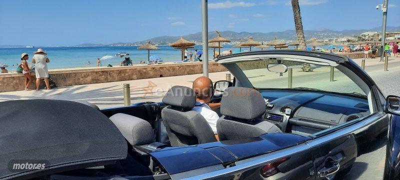 Volkswagen New Beetle 2.0 Cabrio de 2003 con 137 Km por 6.000 EUR. en Asturias