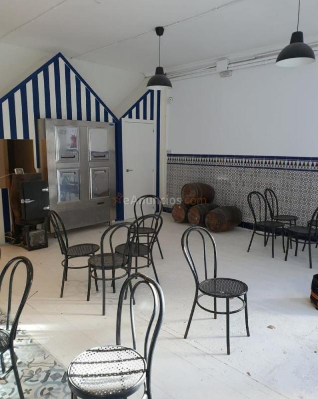 Traspaso local de ocio con sociedad