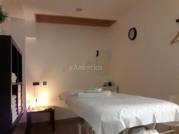 Buscamos chica masajista