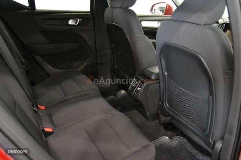 Volvo XC40 XC40 T3 Momentum Pro Automatico de 2021 con 10 Km por 38.700 EUR. en Zaragoza