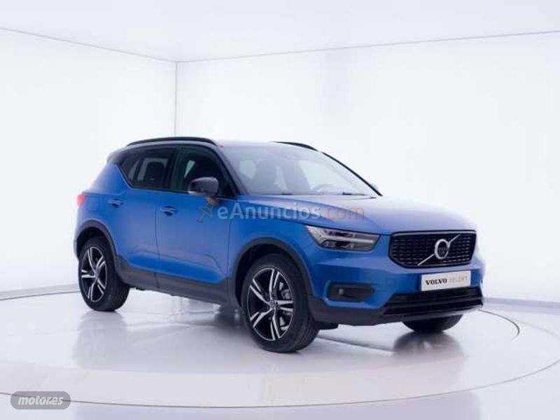 Volvo XC40 XC40 B4 (G) AWD R-Design Automatico de 2021 con 10 Km por 45.900 EUR. en Zaragoza