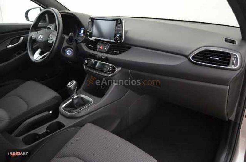 Hyundai i30 I30 5P TGDI 1.0 120CV KLASS MY19 de 2019 con 12.650 Km por 16.000 EUR. en Madrid