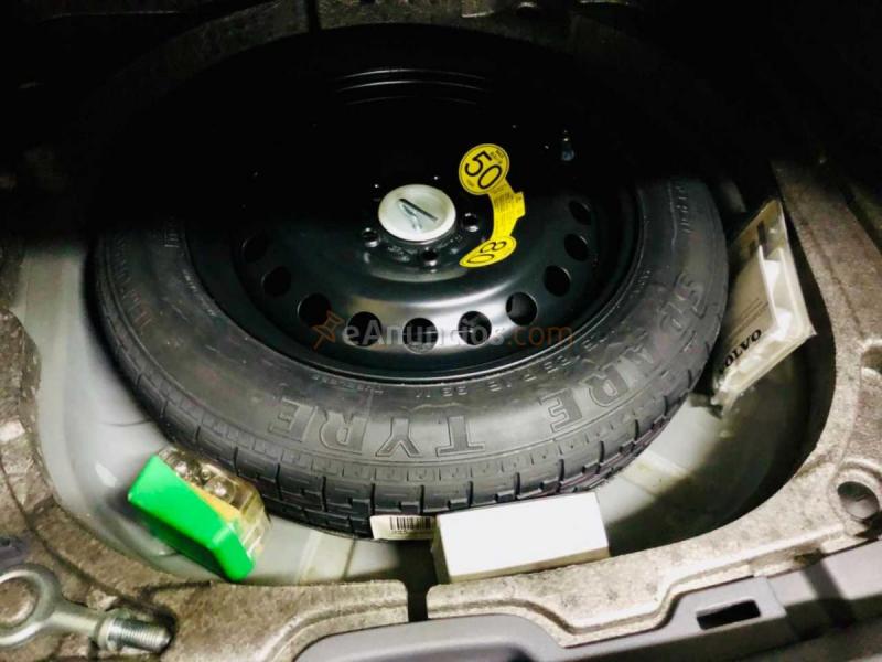 Volvo S40 2.4 Momentum 140cv. Impecable  