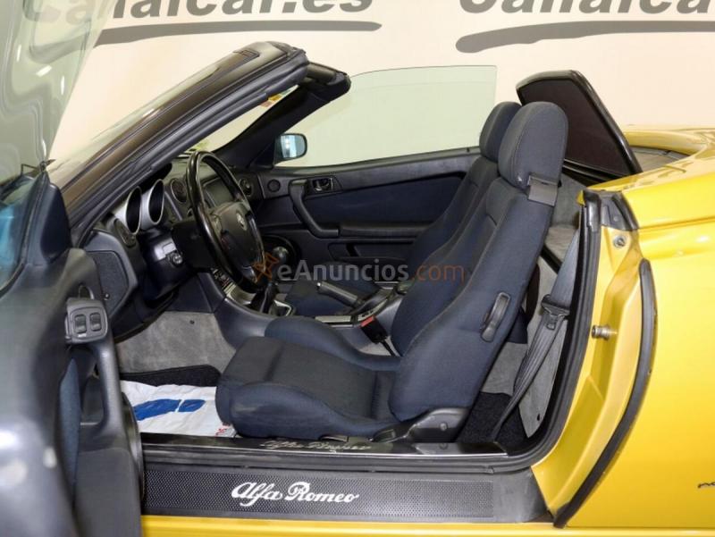 Alfa Romeo Spider 2.0 TS 16v M 