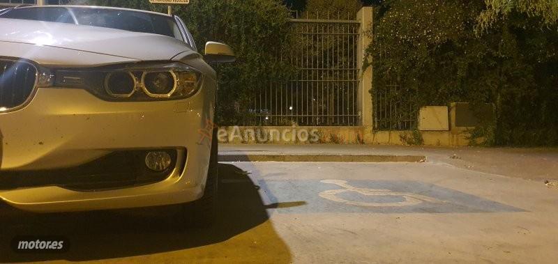 BMW Serie 3 320d xDrive Automatica Touring de 2012 con 225.000 Km por 14.999 EUR. en Sevilla