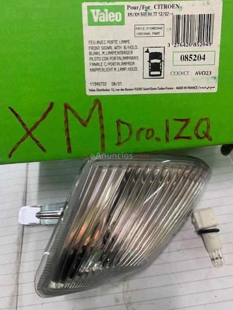 Piezas variadas y nuevas para coches clasicos