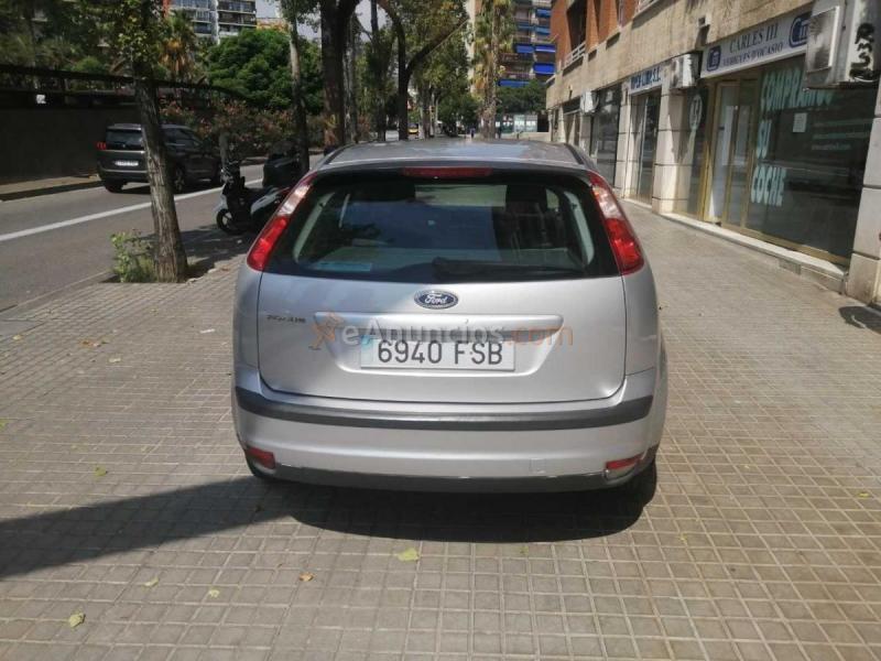 Ford Focus  1.6 TREND 