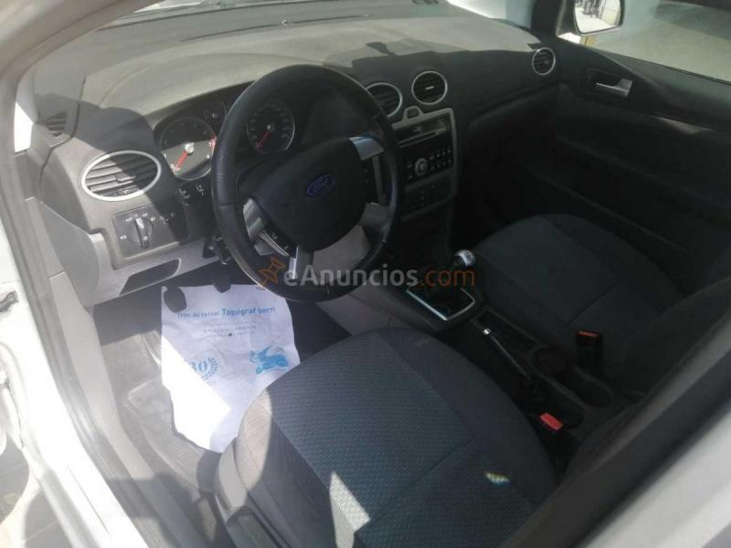 Ford Focus  1.6 TREND 