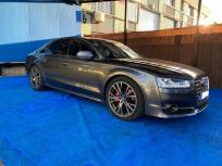 Audi A8 s8  4.0 tfsi quattro triptonic 