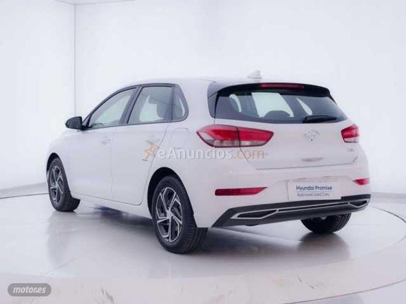 Hyundai i30 5P TGDI 1.0 120CV KLASS de 2021 con 10 Km por 20.500 EUR. en Huesca