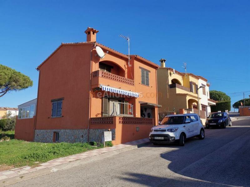 Casa-Chalet en Venta en Escala, L Girona