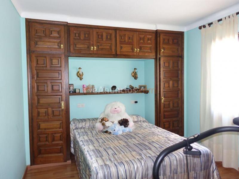 Casa-Chalet en Venta en Escala, L Girona