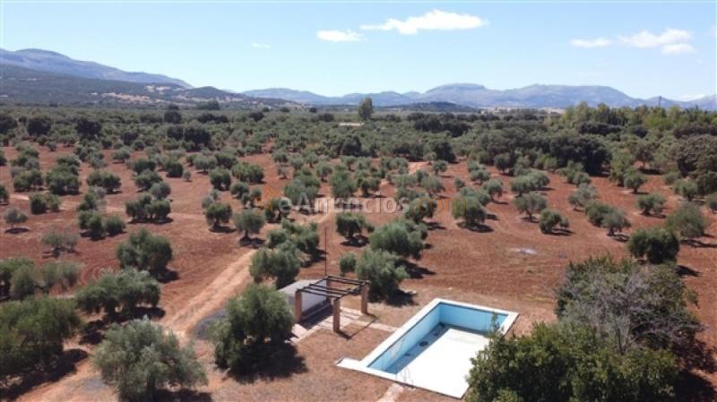 Casa de campo-Masía en Venta en Ronda Málaga
