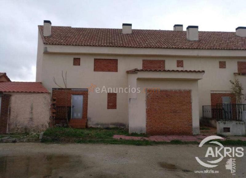 PROMOCIÓN CHALET EN CONSTRUCCIÓN CON 3 DORMITORIOS EN LA TORRE ESTEBAN HAMBRAN