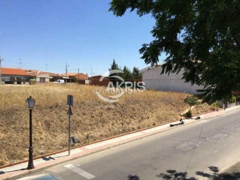 TERRENO URBANO DE 1.937 M2 EN ZONA CENTRICA DE RECAS