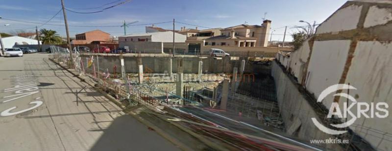 SOLAR DE 380 M2 EN CAMARENA