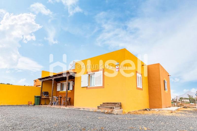 Chalet en venta de 187 m Calle los Estancos, 35612 Puerto del Rosario (Las Palmas)