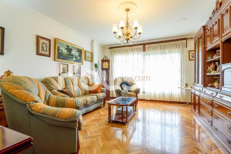 Piso en venta de 110 m en Calle Rúa José Vicente Pérez Martínez, 27700 Ribadeo (Lugo)