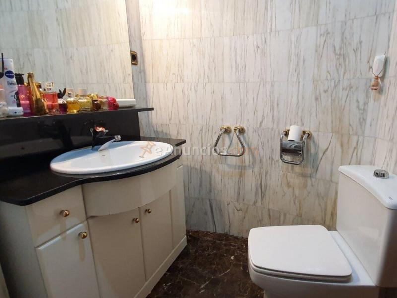 PISO CON GRAN TERRAZA, AMPLIO GARAJE Y LOCAL EN SANT VICEN DE CASTELLET.