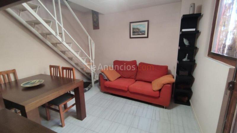 EDIFICIO Y CASA UNIFAMILAR EN VENTA EN ZONA VALLDAURA DE MANRESA.