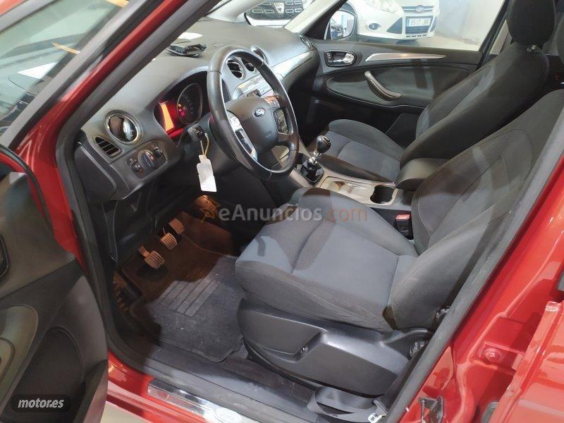 Ford S-Max Titanium 2.0TDCi 140CV de 2006 con 222.000 Km por 5.900 EUR. en Zaragoza