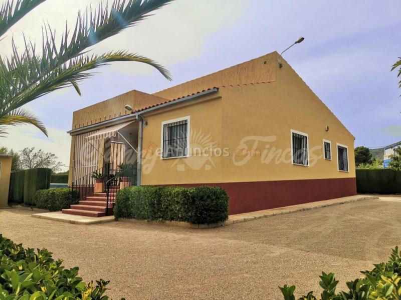 Casa-Chalet en Venta en Caudete Albacete