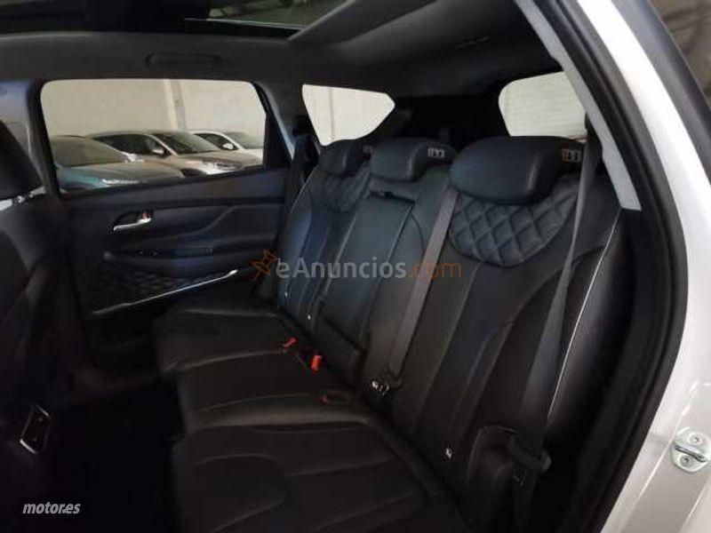 Hyundai Santa Fe Santa Fe 2.2CRDi Tecno 7pl 2WD 8DCT de 2021 con 16.700 Km por 44.690 EUR. en Jaen