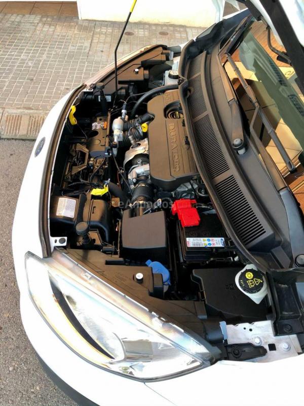 Ford Transit Courier VAN 1.5TDCI 75 CV TREND 4 PUERTAS....PUERTA LATERAL DESLIZANTE .. 