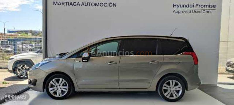 Peugeot 5008 1.6 BLUEHDI 88KW FAP STYLE 120 5P 7 Plazas de 2016 con 46.464 Km por 14.900 EUR. en Albacete