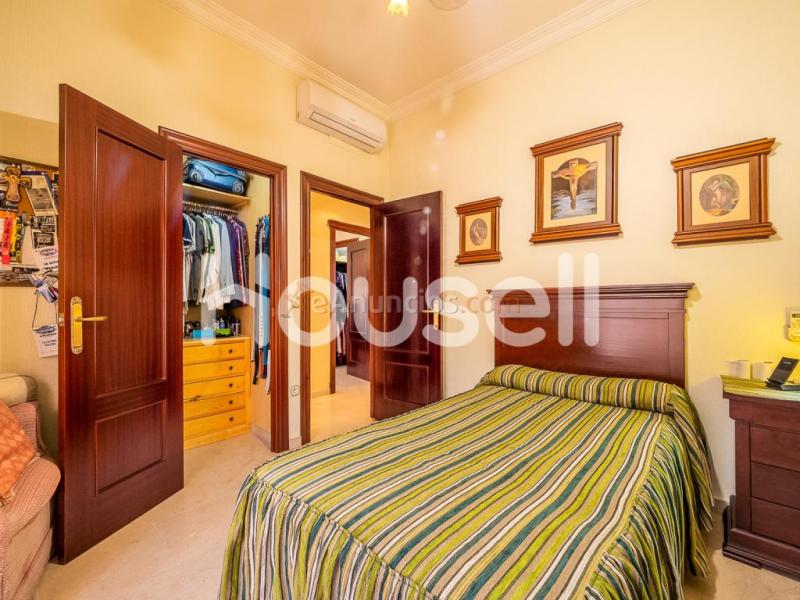 Casa en venta de 430m en Calle Málaga, 41200 Alcalá del Río (Sevilla)