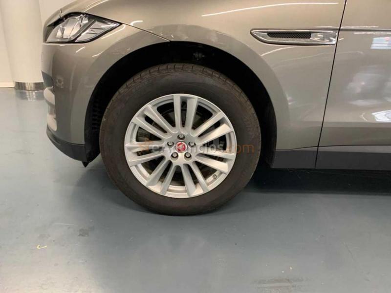 Jaguar F-pace Diesel 2.0i4d Prestige Aut. Awd 180