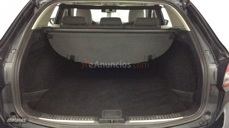 Mazda Mazda5 W. 2.2DE LUX.+PREM.BLACK+TRAVEL+SR(NAVI)AUT. 129KW de 2016 con 221.398 Km por 13.000 EUR. en Madrid