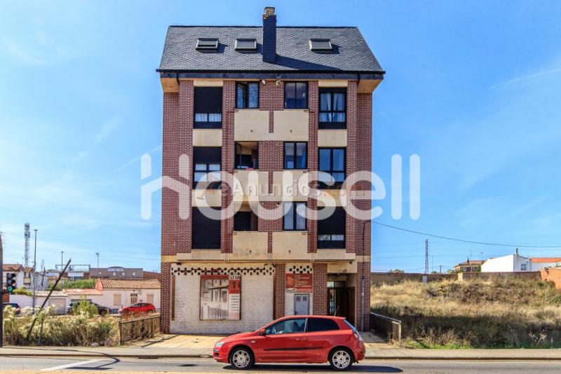 Piso en venta de 108 m en Avenida Antibióticos, 24009 León.