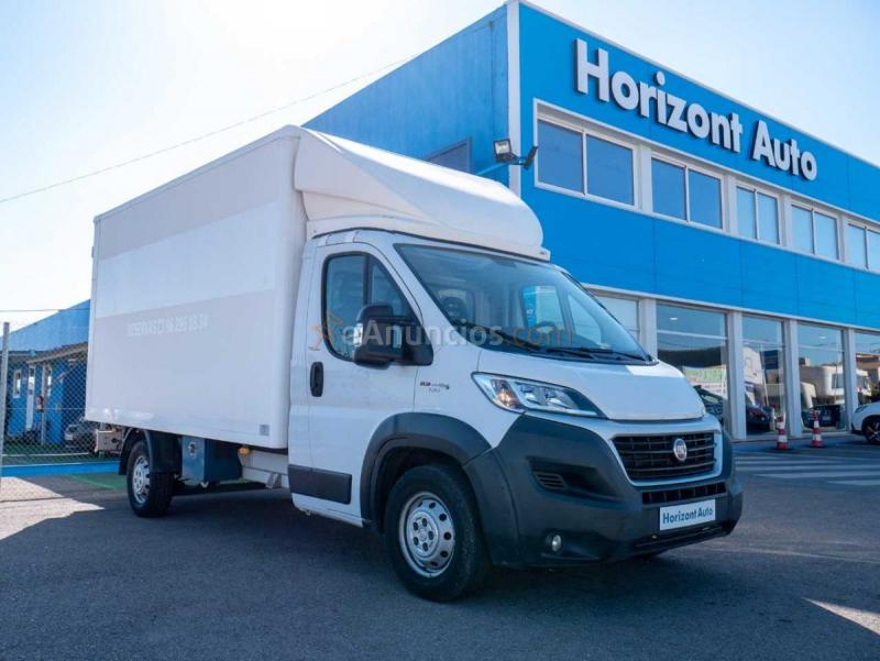 Fiat Ducato Maxi 2.0HDi 130cv Camión caja cerrada 