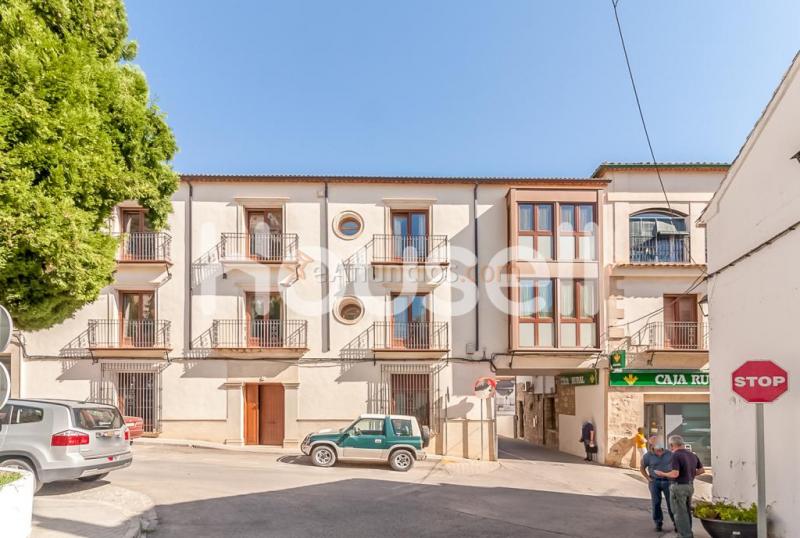 Casa en venta de 885  m en Plaza De la Constitución, 23538 Albanchez de Mágina (Jaén)