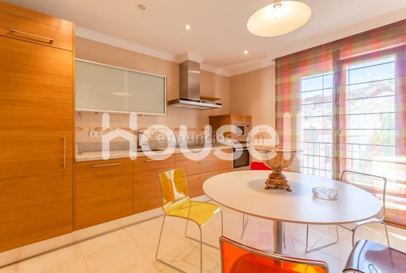 Casa en venta de 885  m en Plaza De la Constitución, 23538 Albanchez de Mágina (Jaén)