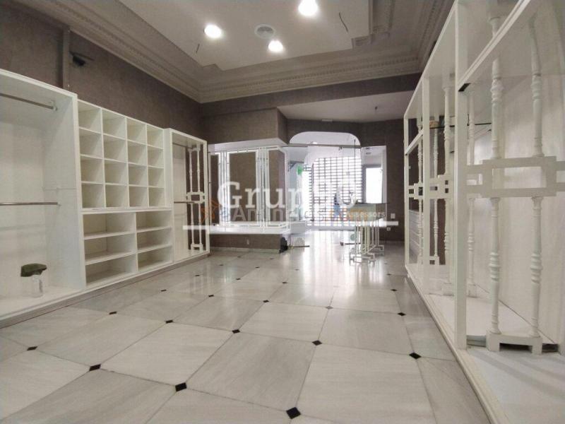 OPORTUNIDAD PARA TU NEGOCIO  LOCAL EN EL EIX COMERCIAL