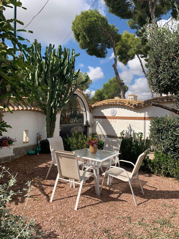 Casa-Chalet en Venta en Pinar De Campoverde Alicante