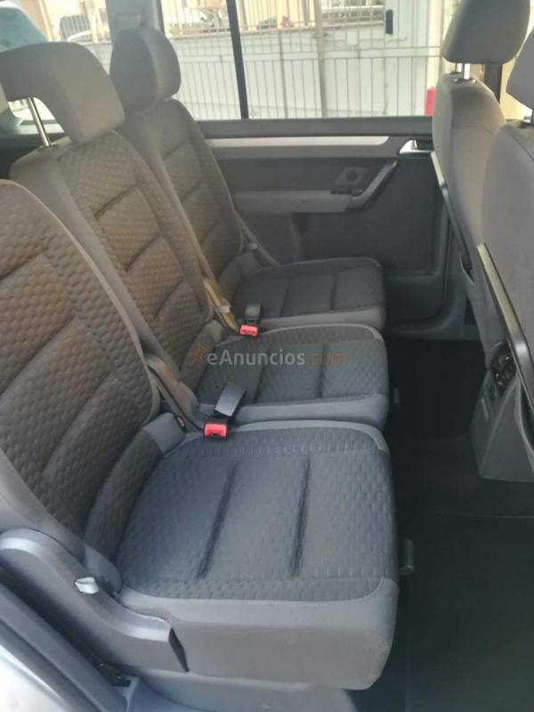 Volkswagen Touran 1.9Tdi  105cv (PegatinaB) 