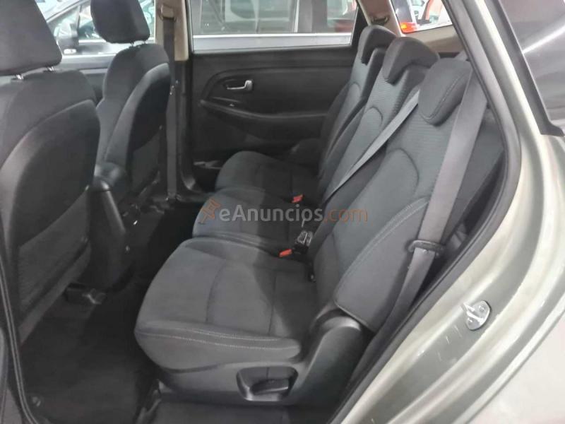 Kia Carens CARENS GASOLINA 132CV DE 7 PLAZAS 