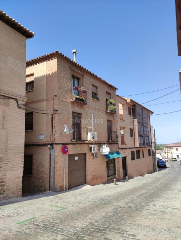 Vivienda a reformar en el barrio de ANTEQUERUELA