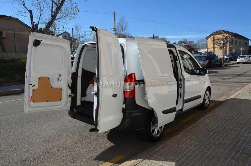 Ford Transit Courier VAN 1.5TDCI 75 CV TREND 4 PUERTAS....PUERTA LATERAL DESLIZANTE .. 