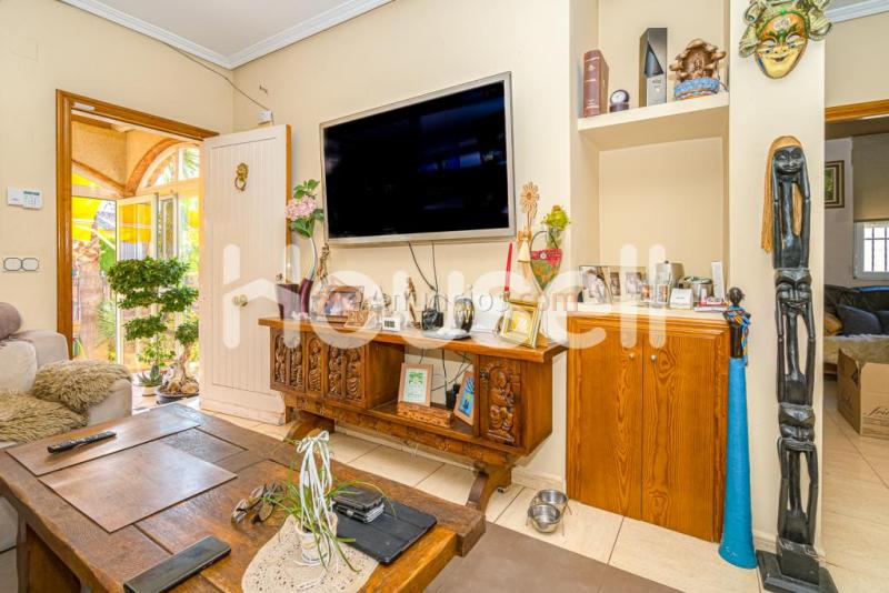 Chalet en venta de 140m en Avenida Andalucía, 03520 Polop (Alacant)