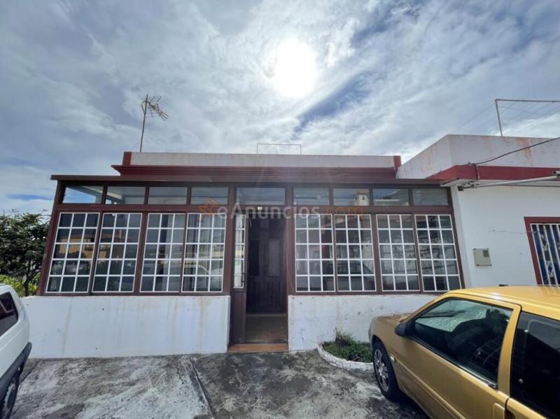 Casa-Chalet en Venta en Santa Cruz De La Palma Santa Cruz de Tenerife