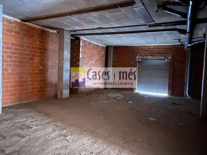 LOCAL COMERCIAL 125m2.