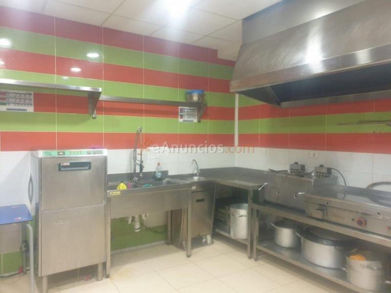 Local  Salón de fiestas en ZONA TURISTICA -