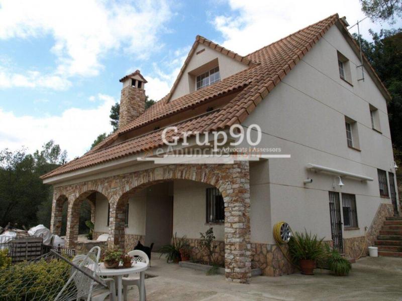 Acogedora y amplia casa a cuatro vientos en Cervelló